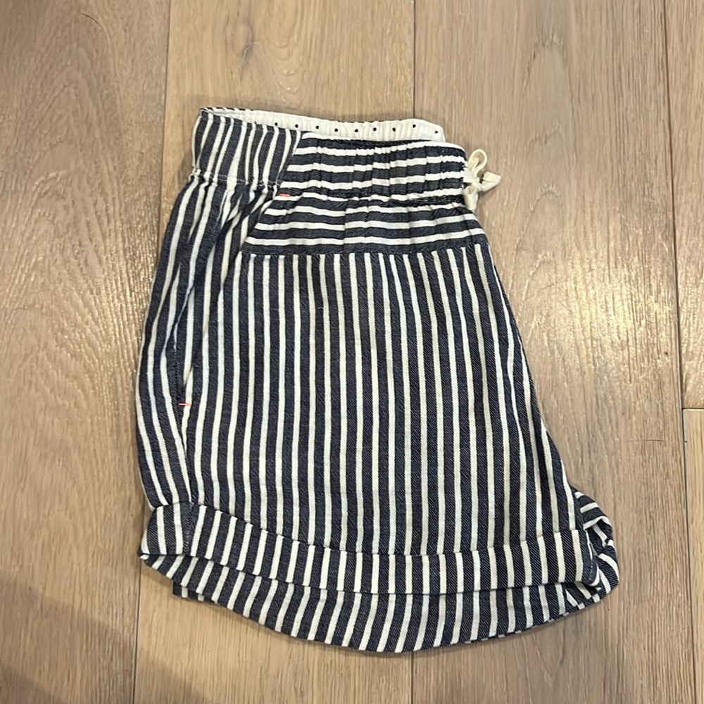 J. Crew Crewcuts girls cotton linen striped shorts. Size 12. Excellent condition - Picture 4 of 6